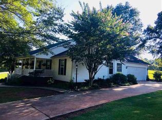 5 Nichols Dr, Inman, SC 29349