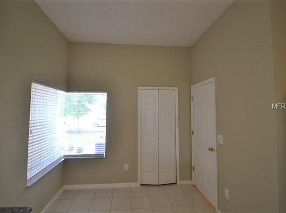5th image of 8421 Carriage Pointe Dr