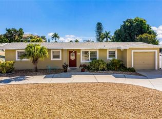 521 71st St, Holmes Beach, FL 34217