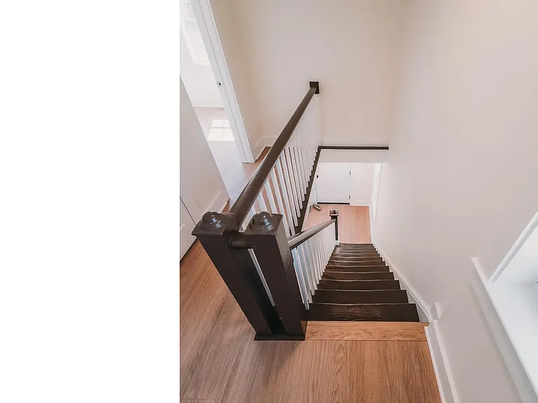 449 Falmouth St — Photo 20