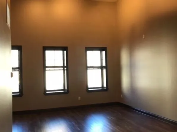 104 N Main St #5, Hartford, WI 53027