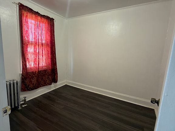 5th image of 10711 129th St Floor 2