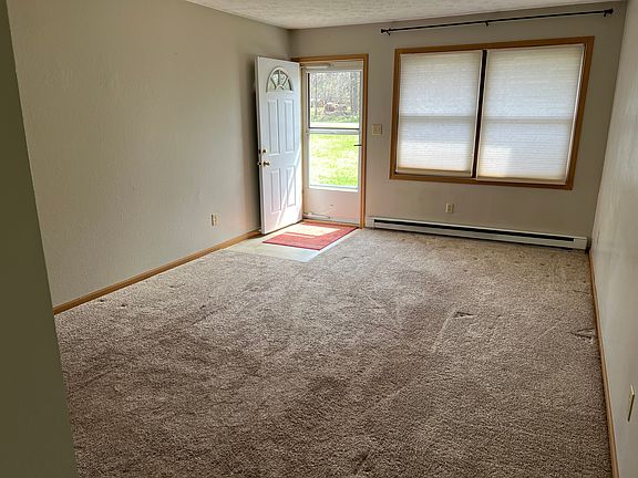 4th image of 3527 Livingston Rd
