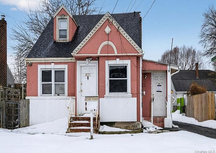 1st image of 271 Ivy Street