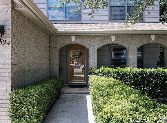 3rd image of 6534 Maverick Oak Dr