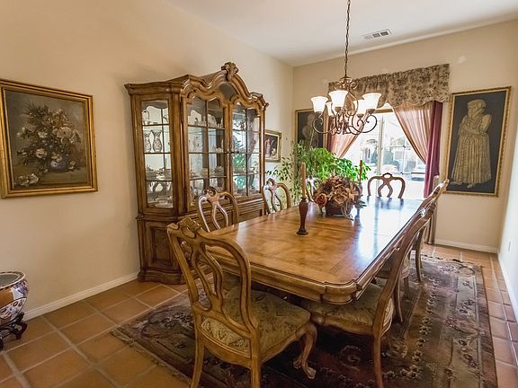 4th image of 29133 Bentley Way