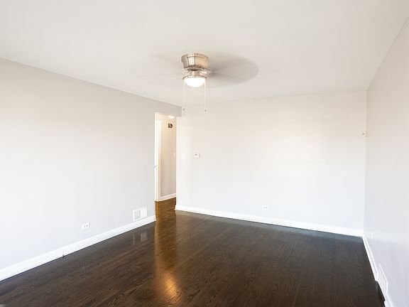 4th image of 12618 S Justine St
