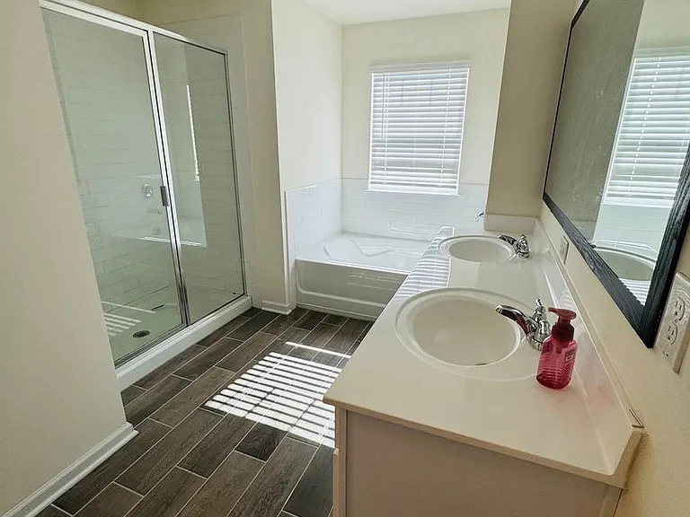 3369 English Elm Way — Photo 8