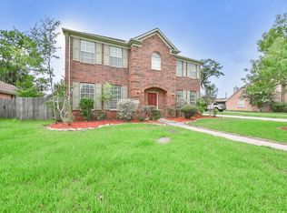 57 N Calla Lily Ct, Lake Jackson, TX 77566