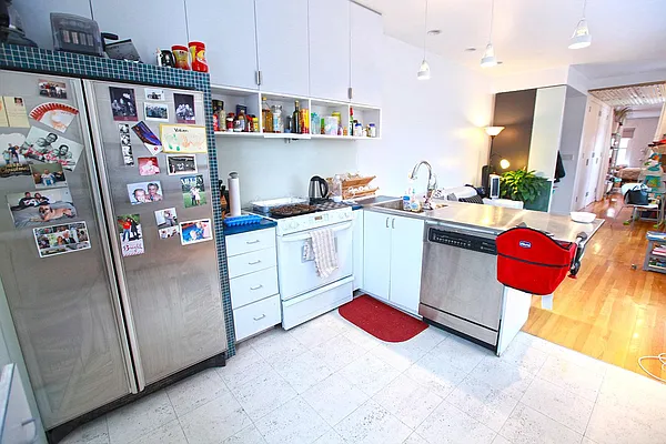Rented by Keller Williams NYC | media 31