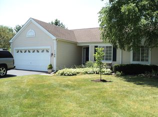 1180 Stonegate Rd, Algonquin, IL 60102