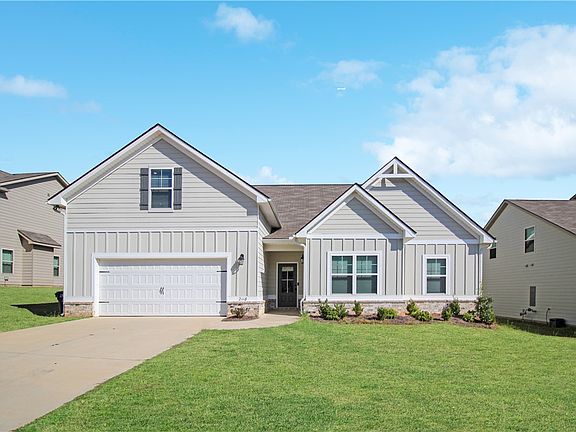 2nd image of 2118 Sequoia Dr