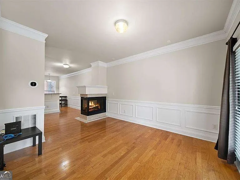 205 16th St NW #9 — Photo 30