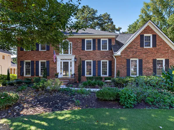 110 Colonnade Dr, Peachtree City, GA 30269