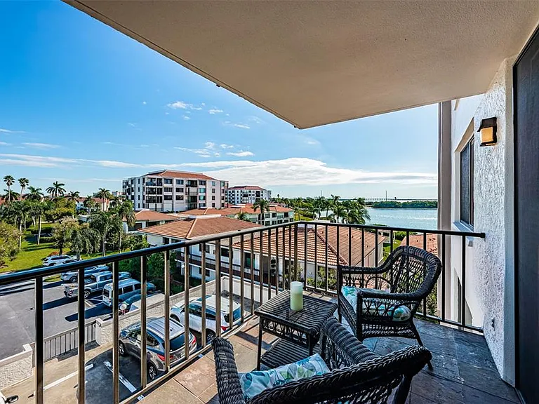 6295 Bahia Del Mar Cir #405 — Photo 29