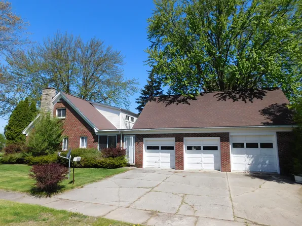 352 S 29th St, Saginaw, MI 48601