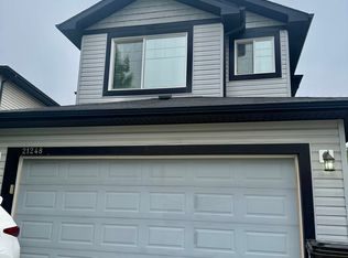 21248 96th Ave NW, Edmonton, AB T5T4H1