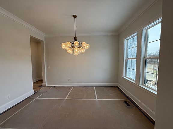 4th image of 5721 Nola Dr
