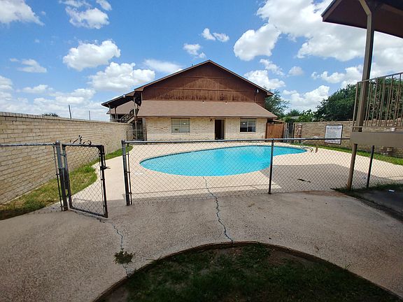 4th image of 2109 Kerria Ave APT 2