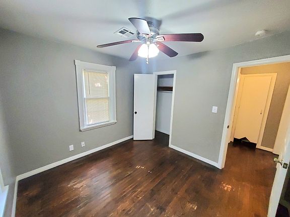 5th image of 2601 S Glenn Ave