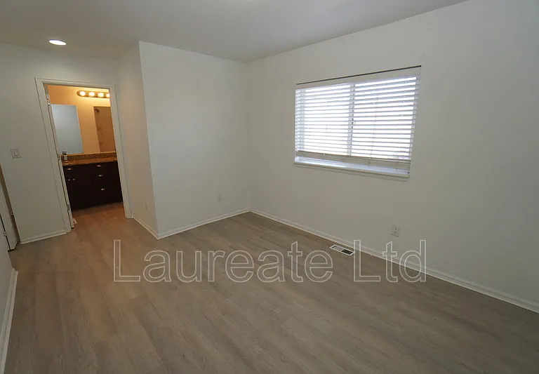 2995 W Yale Ave — Photo 9