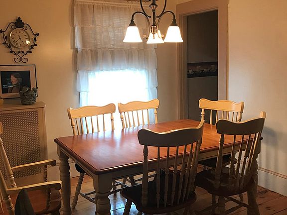 Dining area, open to living room