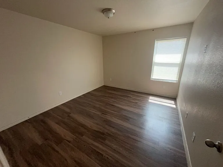 803 Eastland Dr #A — Photo 9