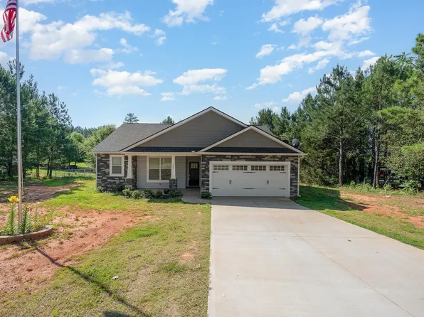 102 Charlie Rd, Liberty, SC 29657