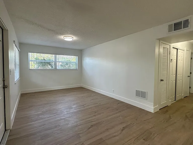 2500 Johnson St #1 — Photo 12