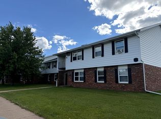 1032 Imperial Cir #510, Eau Claire, WI 54701