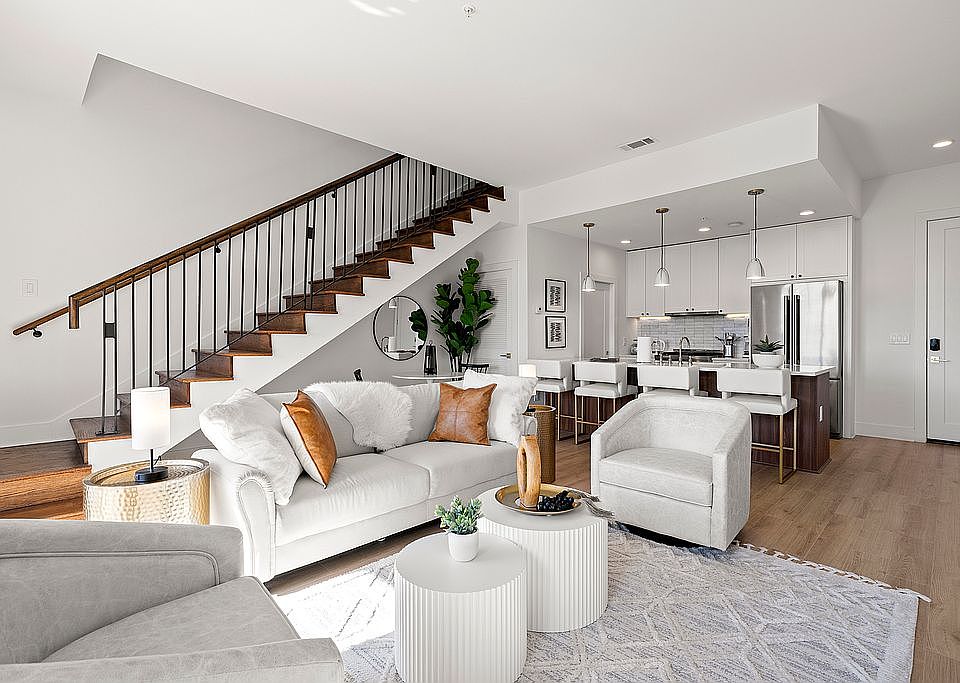 1st image of 675 Drewry St NE #608