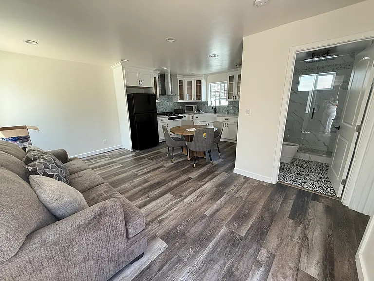 14613 Piuma Ave — Photo 47