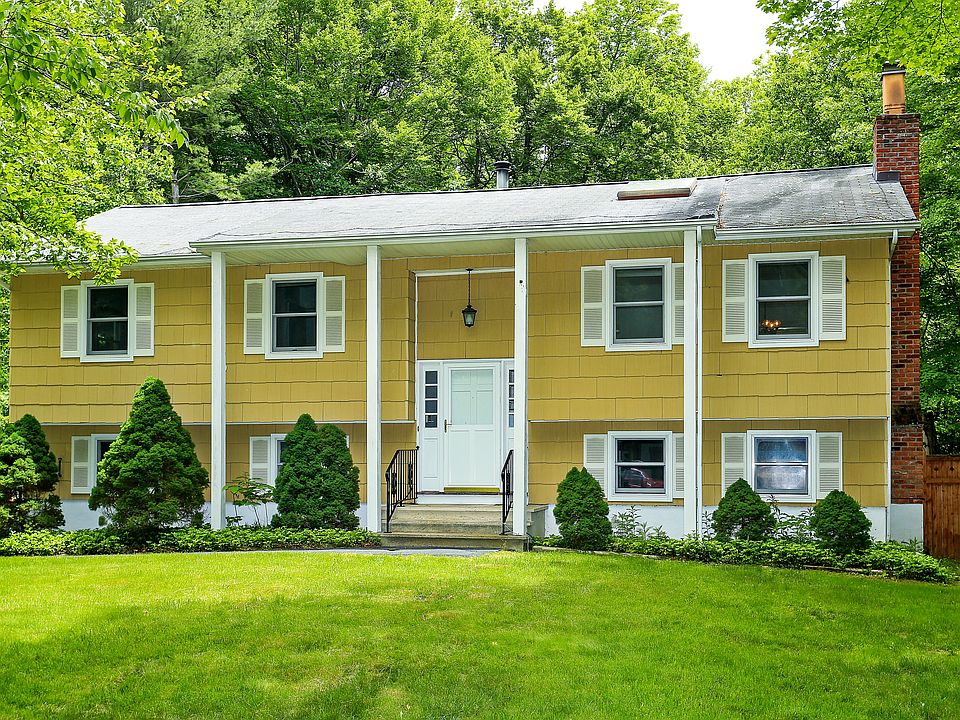 1st image of 2596 Gregory St