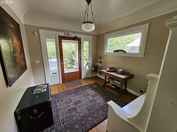 3rd image of 2626 NE 16th Ave