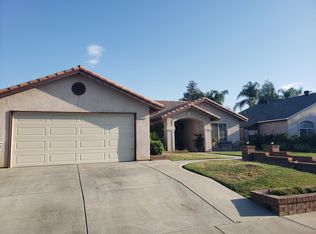 2220 Poplar Ave, Delano, CA 93215