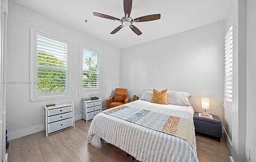 747 Michigan Ave #301 Photo 1