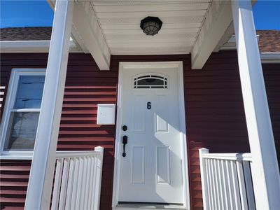 6 Douglas St, Cranston, RI, 02910