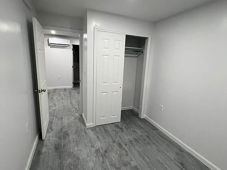 21 Ditmars St #G — Photo 5