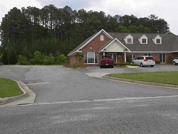 4th image of 1020 Park Dr
