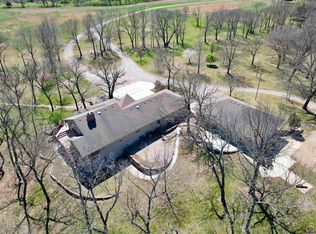 3636 NW Button Rd, Topeka, KS 66618