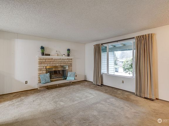 2nd image of 15115 110th Avenue NE
