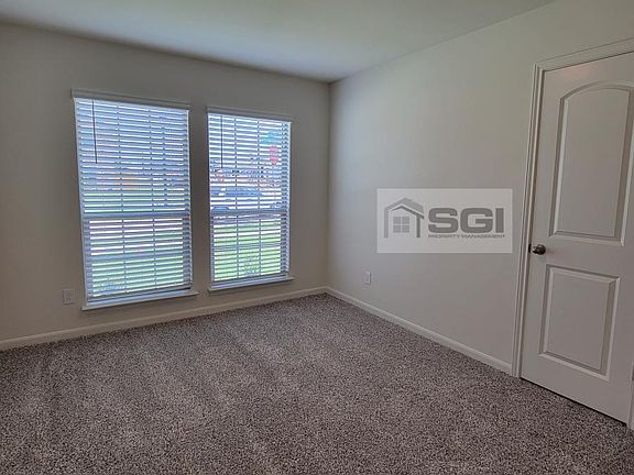 5th image of 725 Keeneland Dr