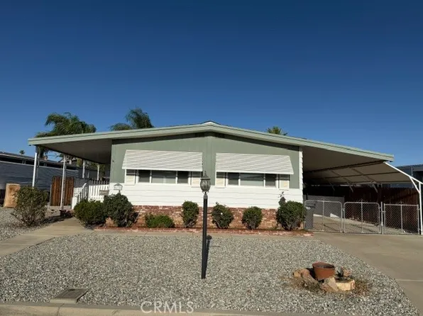 26128 Fountain Palm Dr, Homeland, CA 92548