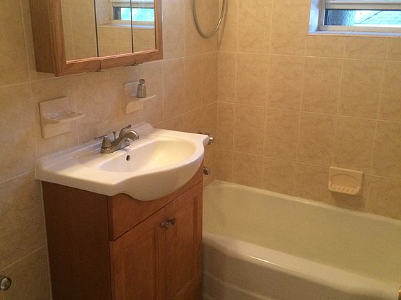 3rd image of 3425 150th Pl APT 1A
