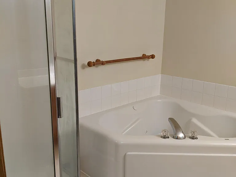 4275 Merrimac Ln N #22 — Photo 13