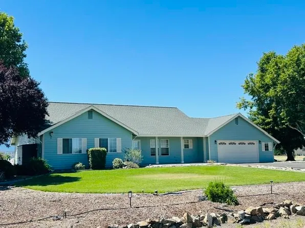 2710 Watson Ct, Montague, CA 96064