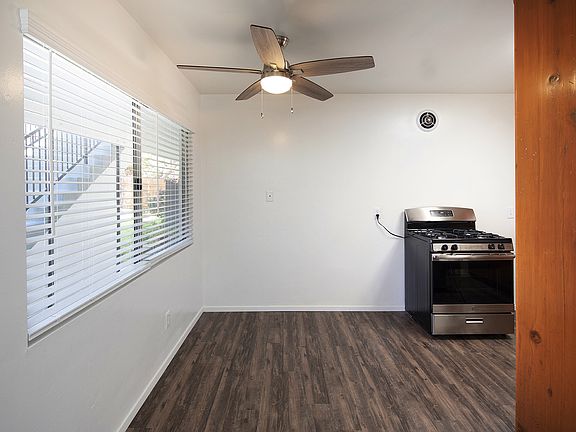 5th image of 4449 Mentone St