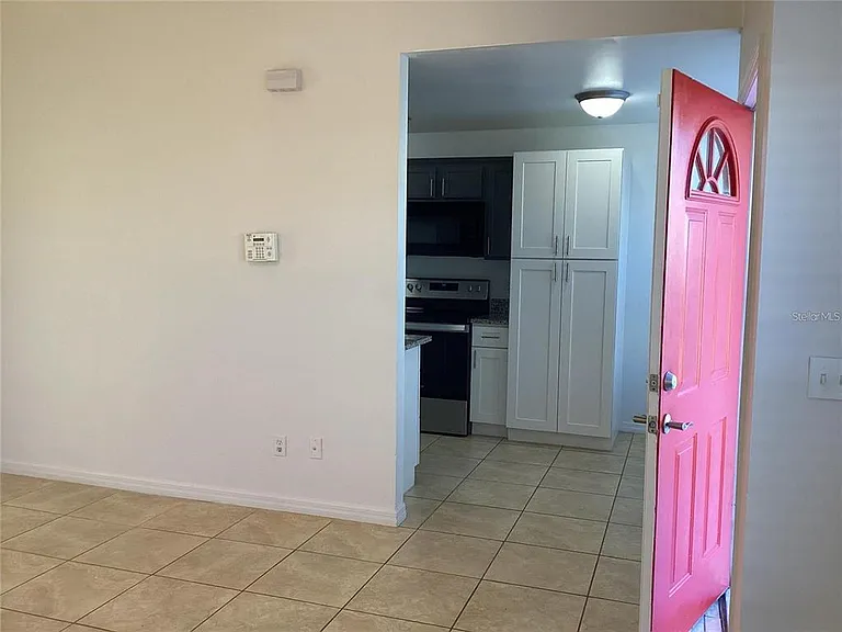 543 Cardinal Dr — Photo 11