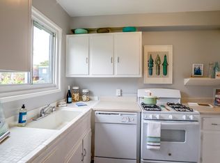 104 Crespi Dr, San Francisco, CA 94132