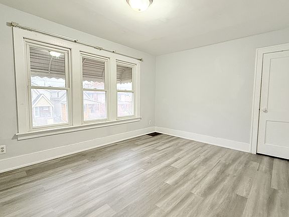 4th image of 1650 Goyeau St